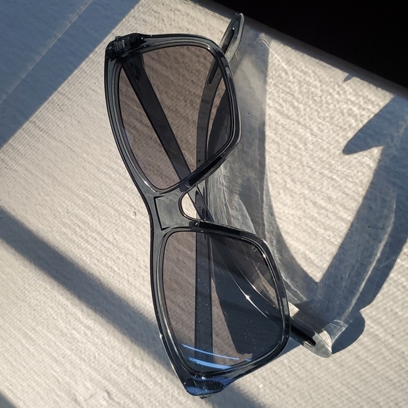 Oakley Women's Sunglasses - Picture 8 of 12